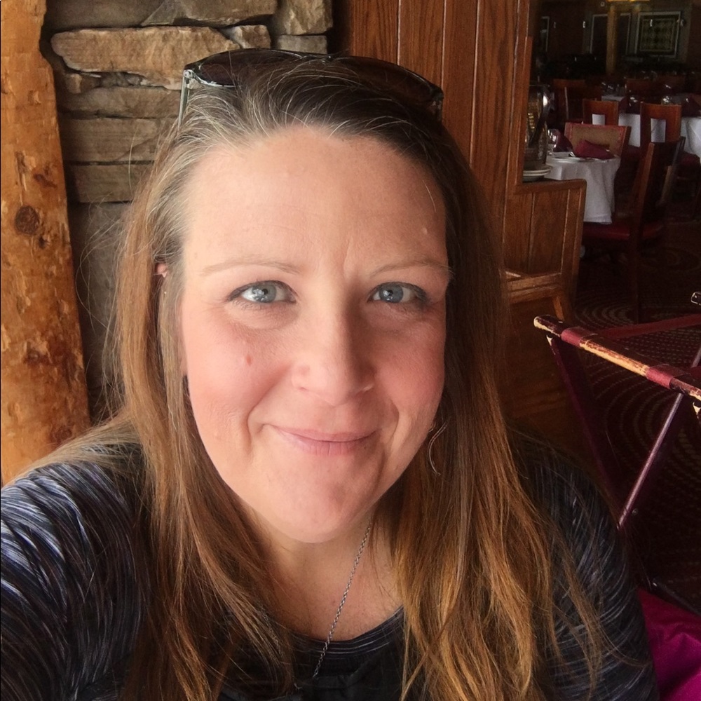 Meet your Posher, Jobeth